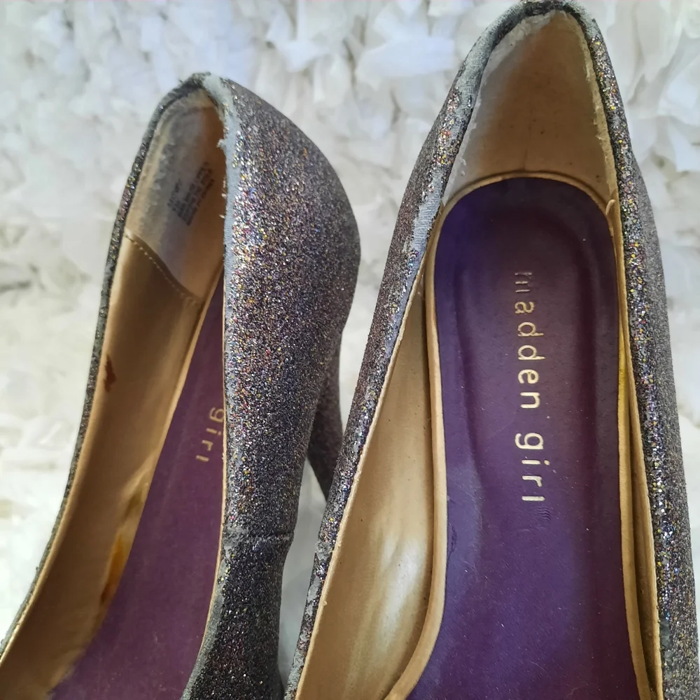 Madden Girl Atonee Multicolor Glitter Sparkle Pumps Retro Y2K Heels Size 7.5